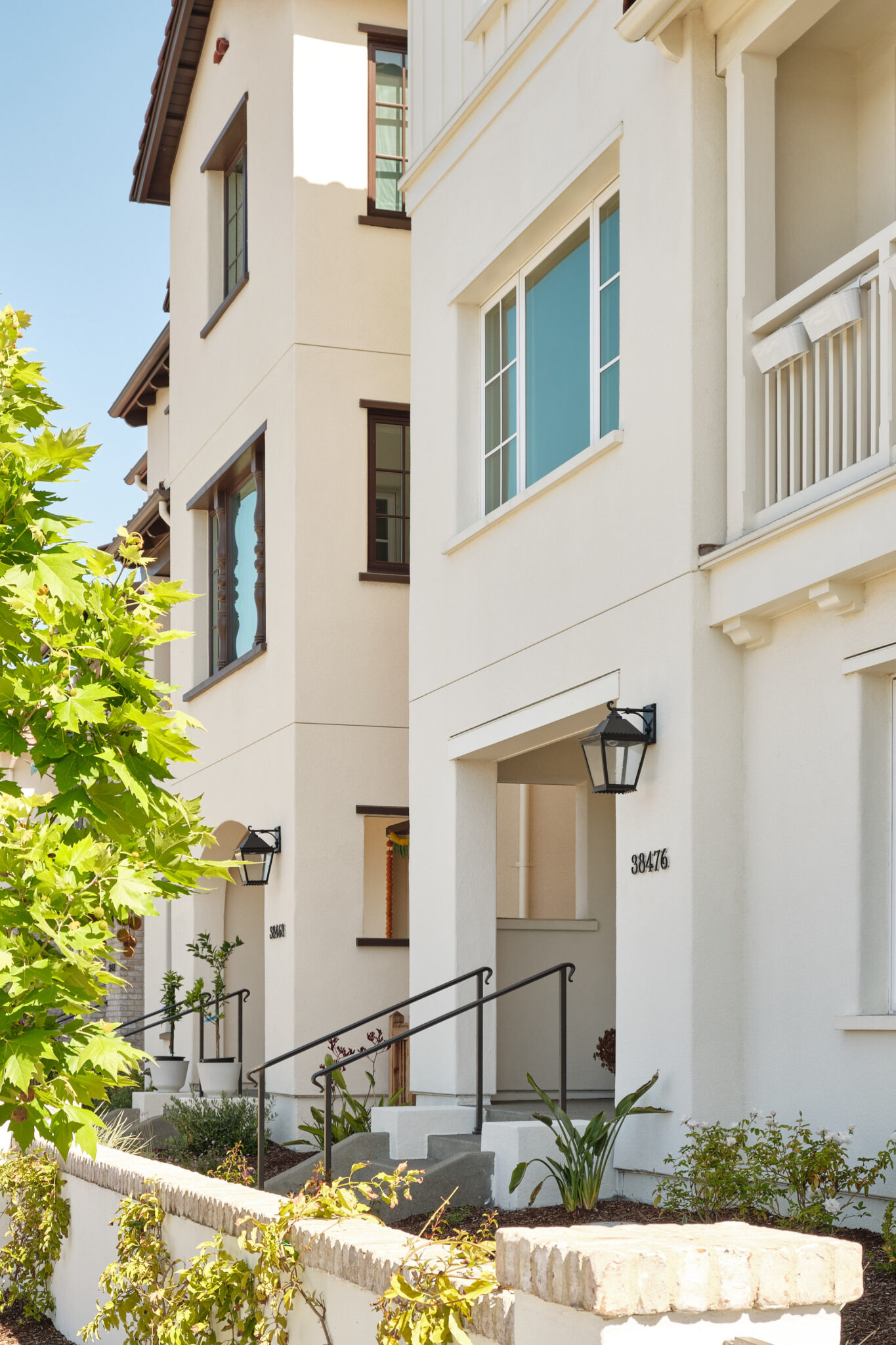 Close-up exterior facade and balcony of a Marabel townhome in Newark, CA